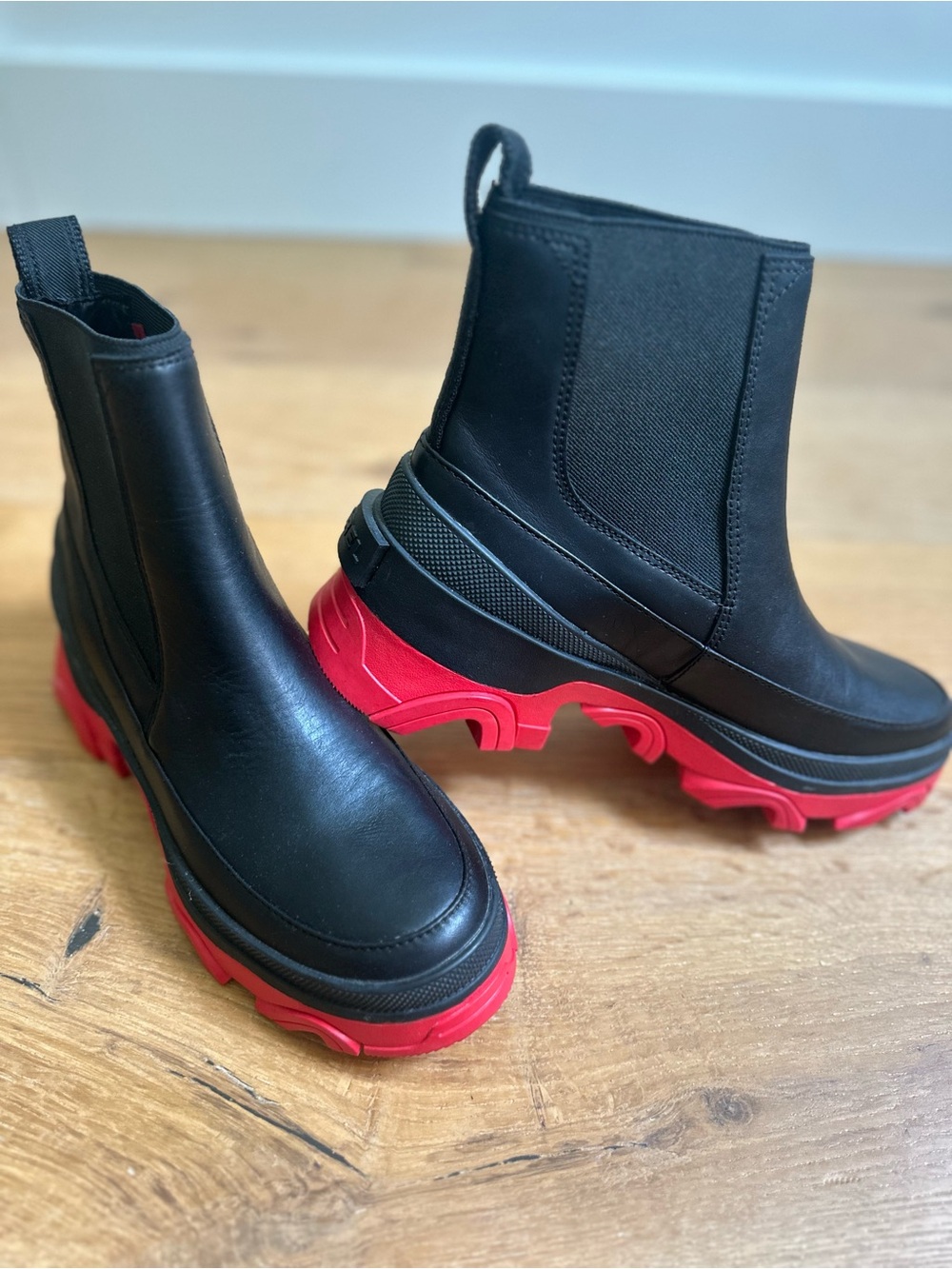 🖤 Sorel Brex Chelsea Waterproof Boots Black Red Sole Sz 7 - Picture 2 of 8